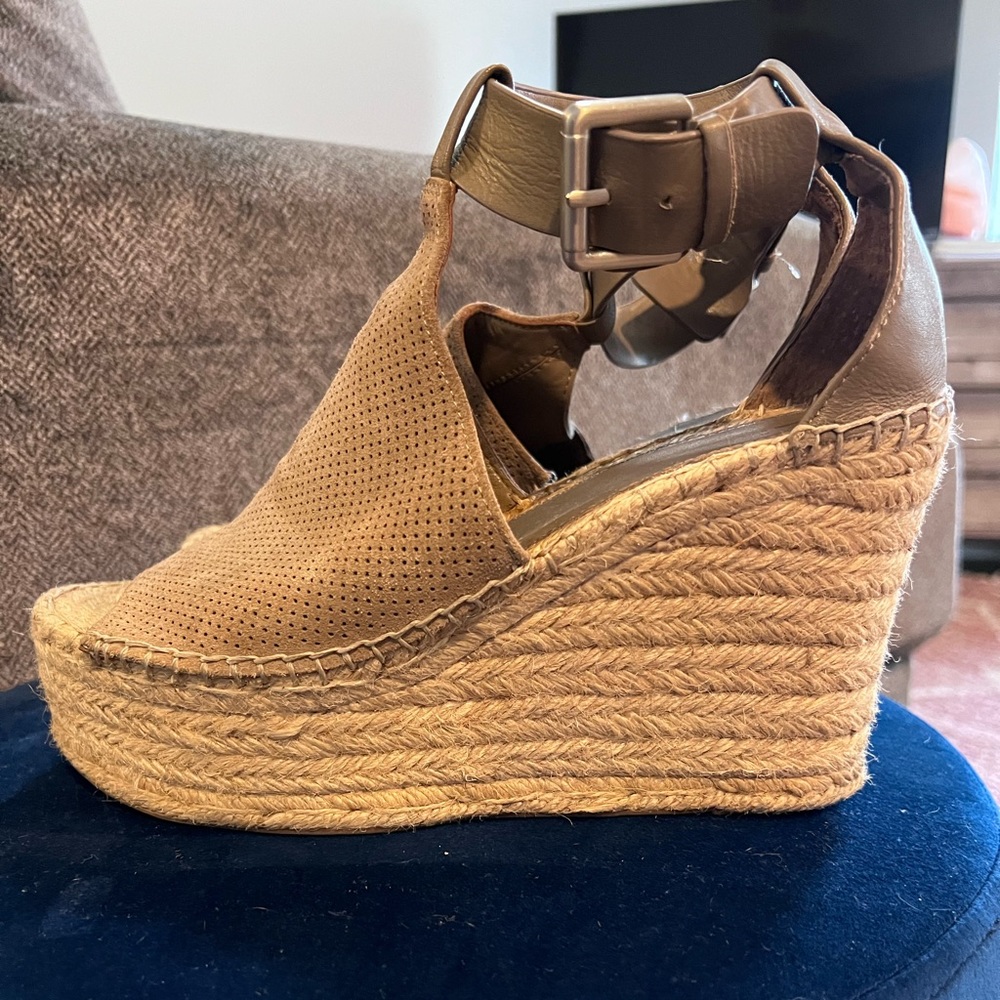 Marc Fisher LTD wedge